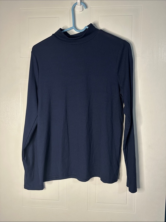 No Boundaries Tops - EUC No Boundaries Navy Ribbed Mock Neck Top
